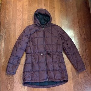 L.L. Bean Women's Hooded Puffer Down Jacket - Dark Purple. Size small regular